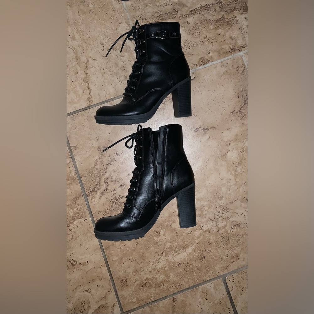 Guess Boots